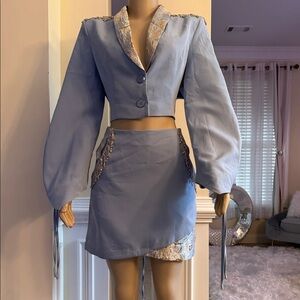 Chic Light Blue Women's Skirt Set with back out